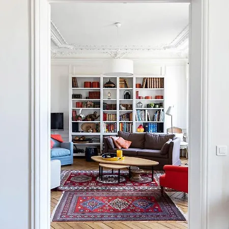 Апартаменты Veeve - Elegant Interiors In Bastille *