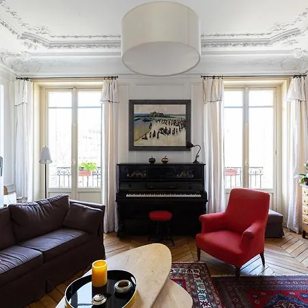 Апартаменты Veeve - Elegant Interiors In Bastille *