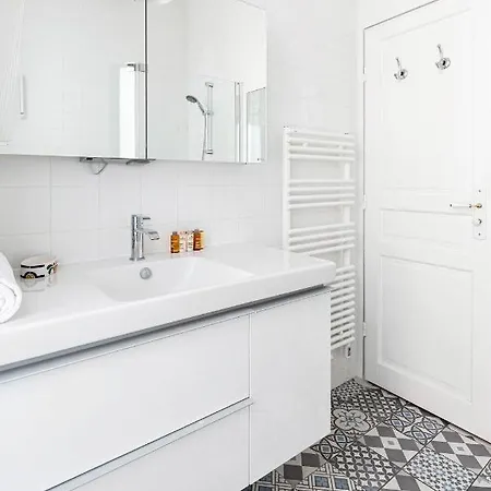 Veeve - Elegant Interiors In Bastille Париж