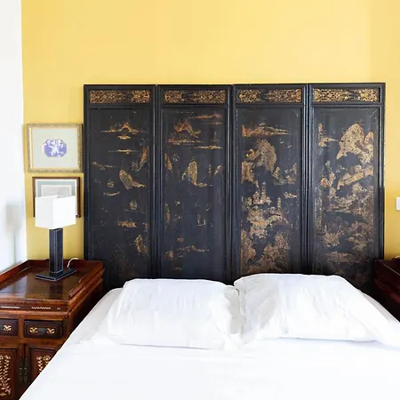 Veeve - Elegant Interiors In Bastille Apartment Paris